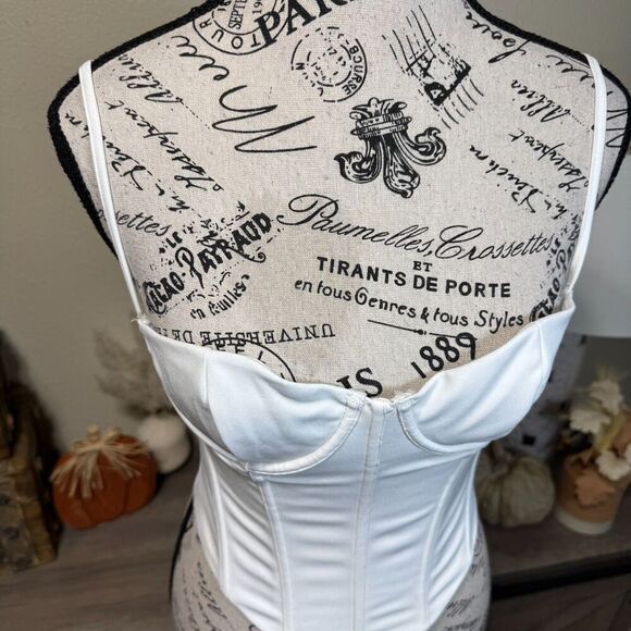 White Fox Cropped Bustier Corset Top Size Small Boning Zipper - Picture 4 of 8